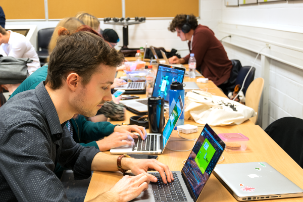 Developers aan het werk.